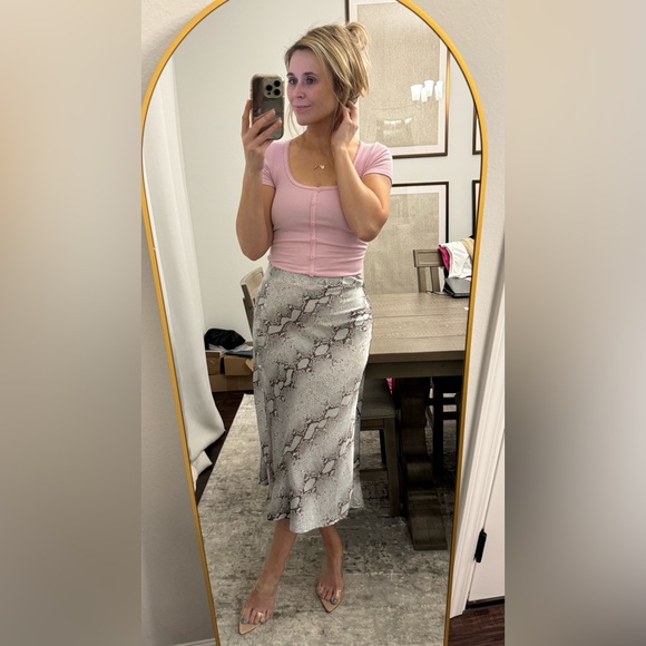 Flowy Snake Print Women's Midi Slit Side Zipper Skirt - Picture 6 of 12